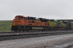 BNSF 9122/NS 1072